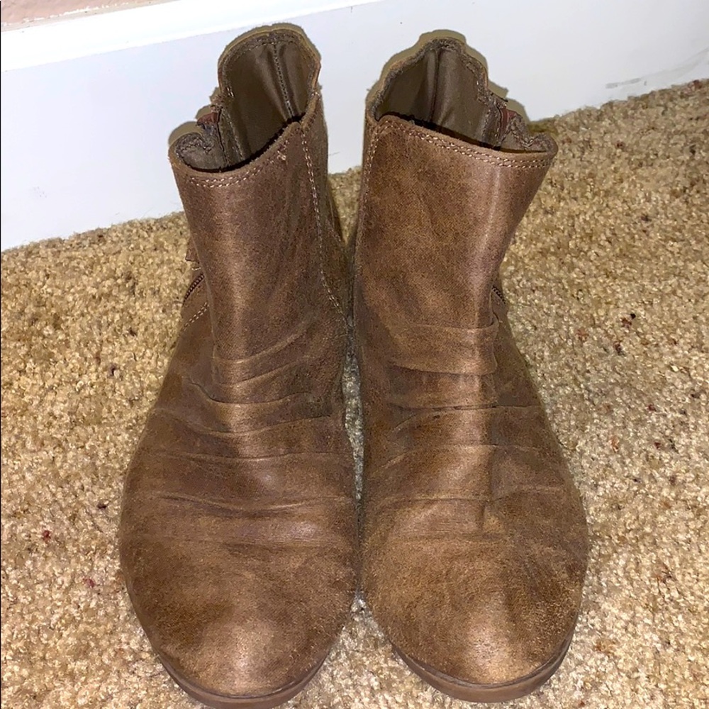 Light brown ankle boots